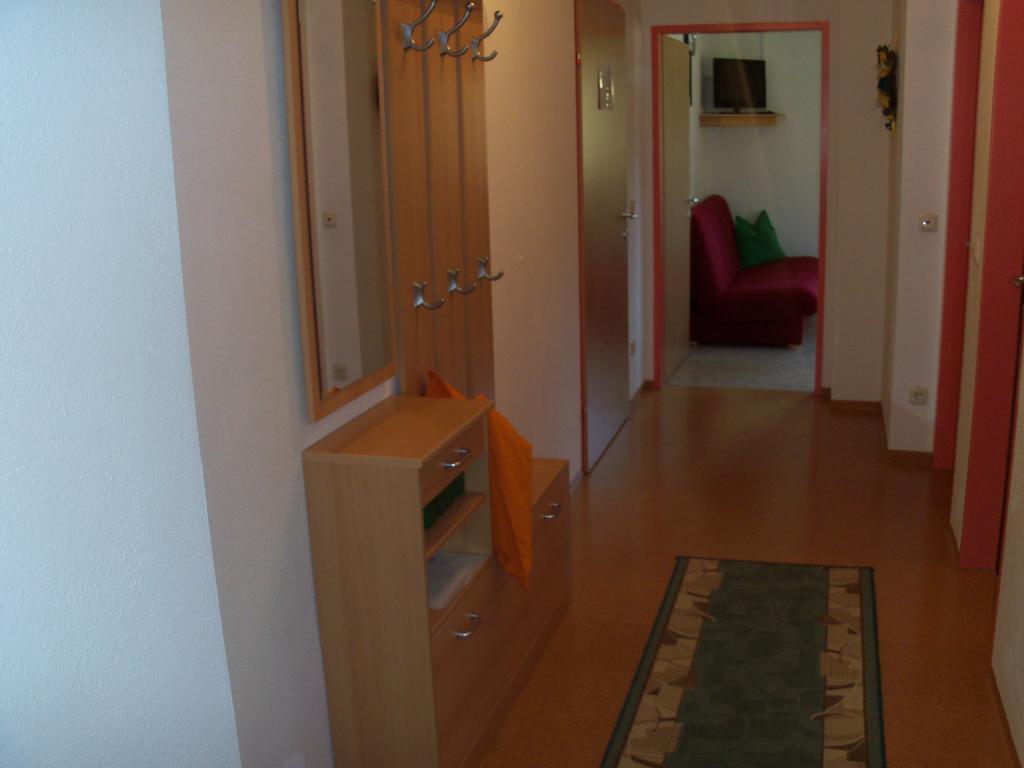 Apartamento Haus Mary Russbach am Pass Gschütt Exterior foto
