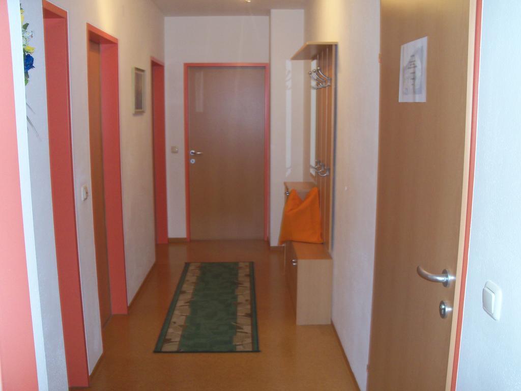 Apartamento Haus Mary Russbach am Pass Gschütt Exterior foto